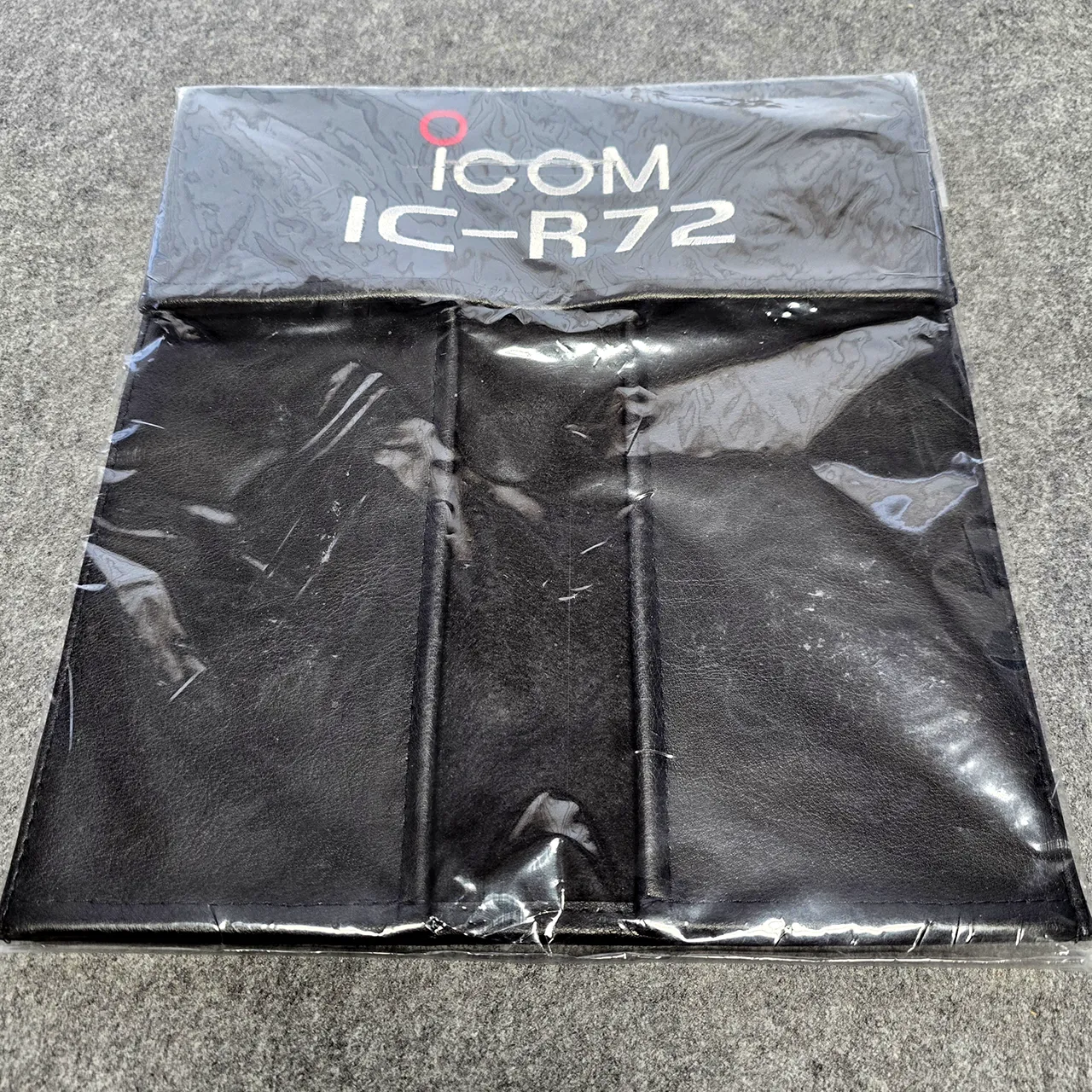 DX Covers - the premium dust cover for your ICOM IC-R72 DX Covers - the premium dust cover for your ICOM IC-R72