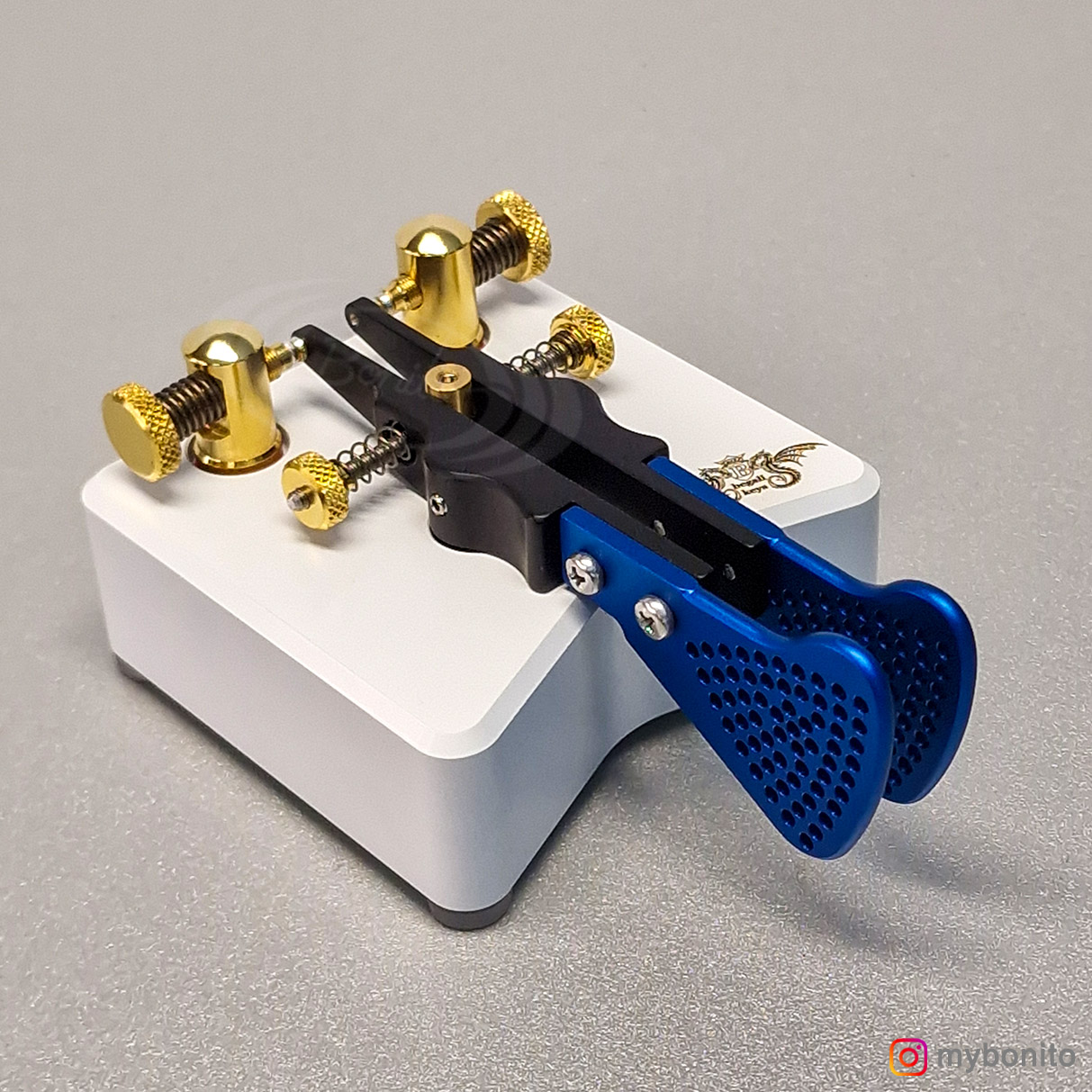 begali_simplex_weiss_blau_1280 Begali Simplex Pro Morsetaste mit optionalen Fingerstücken blau